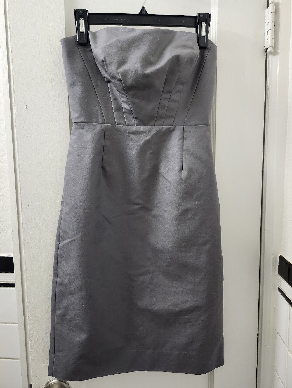 Gorgeous Grey/Silver Semi-Formal Dress – Sweetheart Neckline